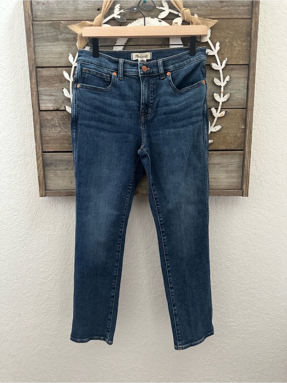 Madewell Mid-Rise Stovepipe Straight Jeans‎ in Dark Blue size 28P NS034